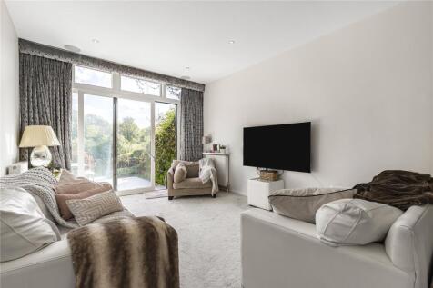 Mallard Place, Twickenham, TW1