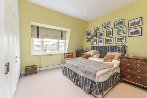 Warrington Crescent, 
Little Venice, W9