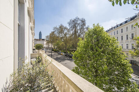 St. Georges Square, London, SW1V