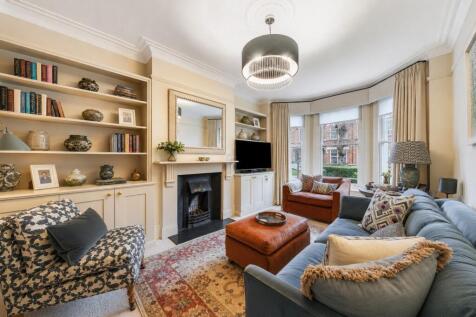 Braemar Avenue, London, SW19