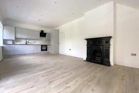 Queens Quarters, Mitcham