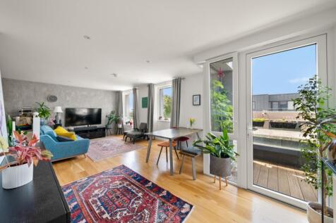 Denman Avenue, Southall, UB2