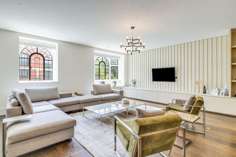 The Bishops Avenue, The Bishops Avenue, London, N2