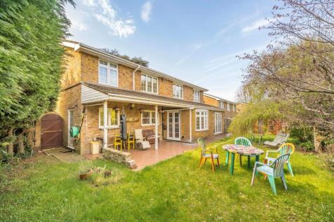 Peregrine Way, Wimbledon Village