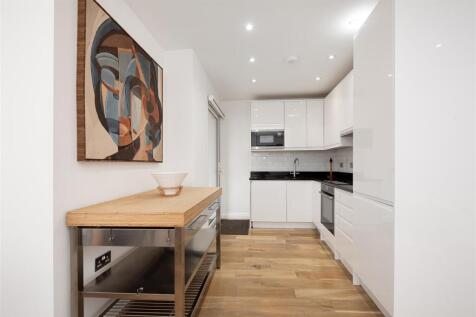 Mount Park Crescent, Ealing, W5