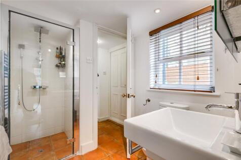 Arundel Terrace, 
Barnes, SW13