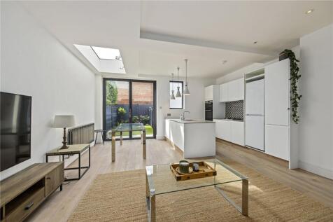 Godstone Road, St Margarets, TW1