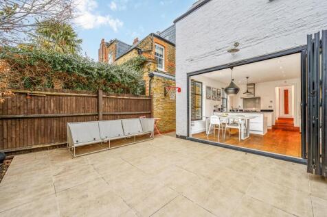 Compton Crescent, London