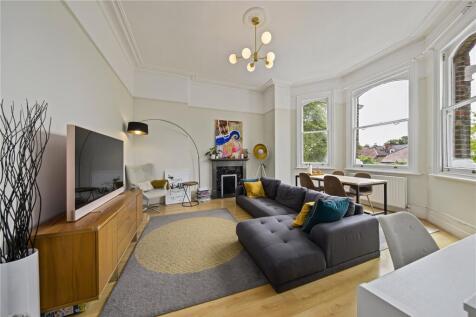 Rosslyn Road, St Margarets, TW1