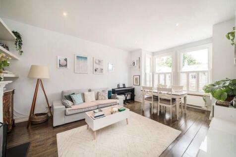 Wellesley Road, Chiswick