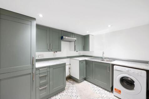 Idmiston Road, London, E15