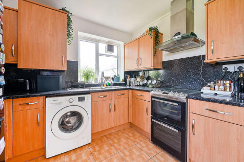 Kingsnympton Park, Kingston Hill, Kingston upon Thames, KT2